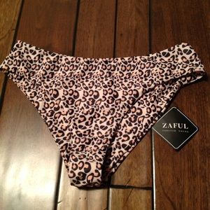 Zaful size medium high cut bottom NWT